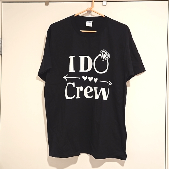 'I Do Crew' short sleeve black tee white graphics Large EUC Bridesmaids wedding - Picture 2 of 6